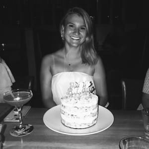 Meet your Posher, Michelle